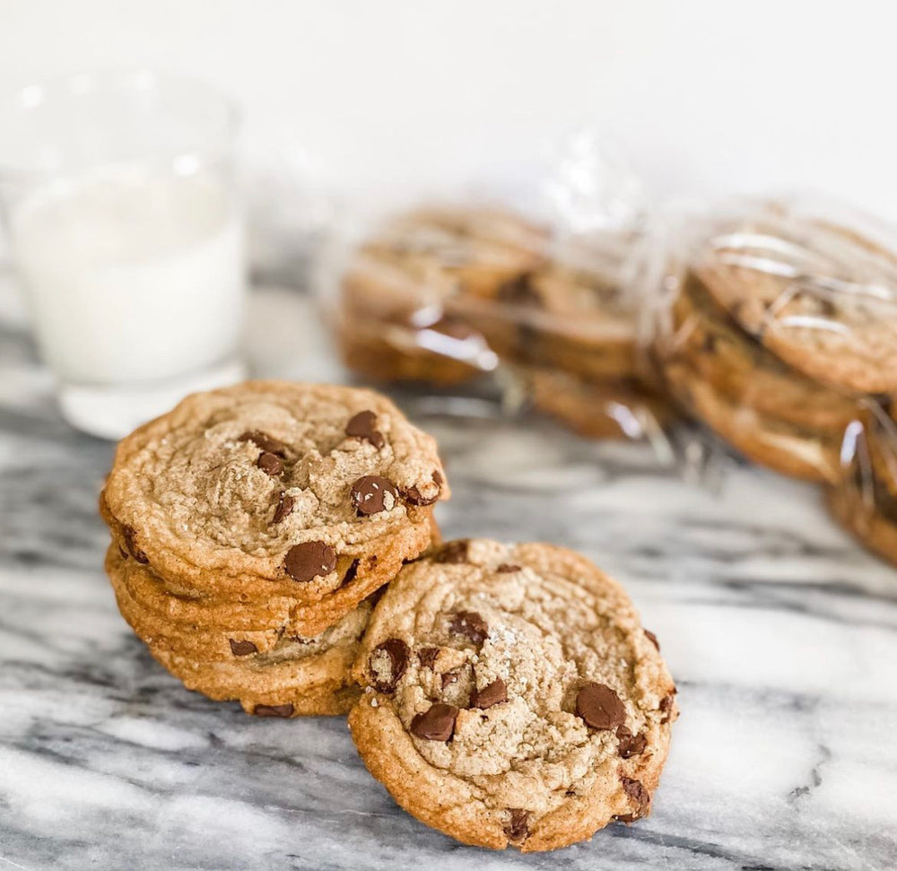 
            
                Load image into Gallery viewer, Brown Butter Chocolate Chip Cookies
            
        