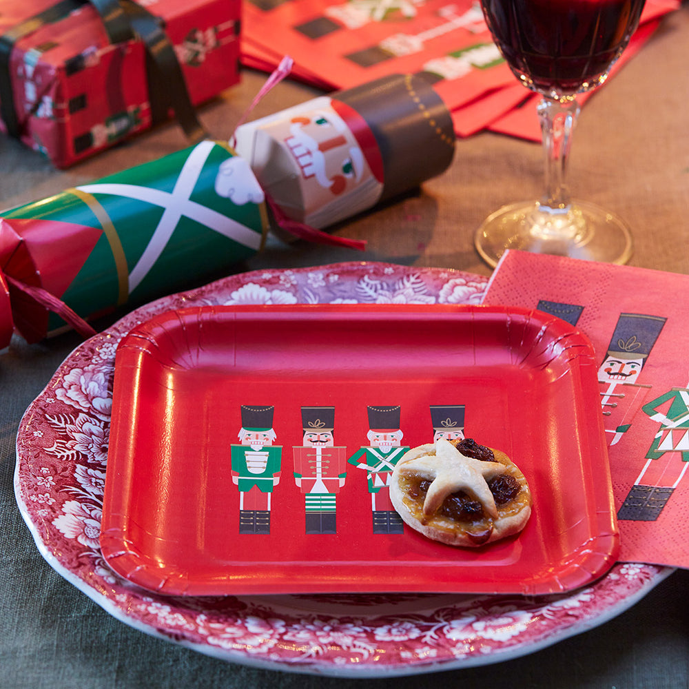 
            
                Load image into Gallery viewer, Nutcracker Paper Plates
            
        