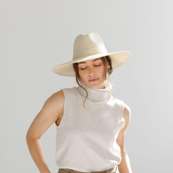 
            
                Load image into Gallery viewer, Fiona Straw Fedora Hat - Cream
            
        